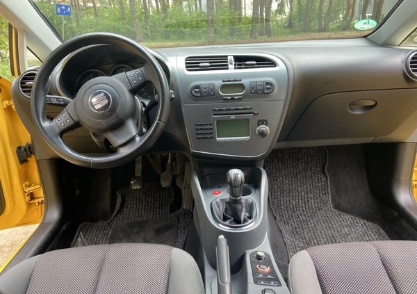 Seat Leon cena 10000 przebieg: 187000, rok produkcji 2008 z Sejny małe 67